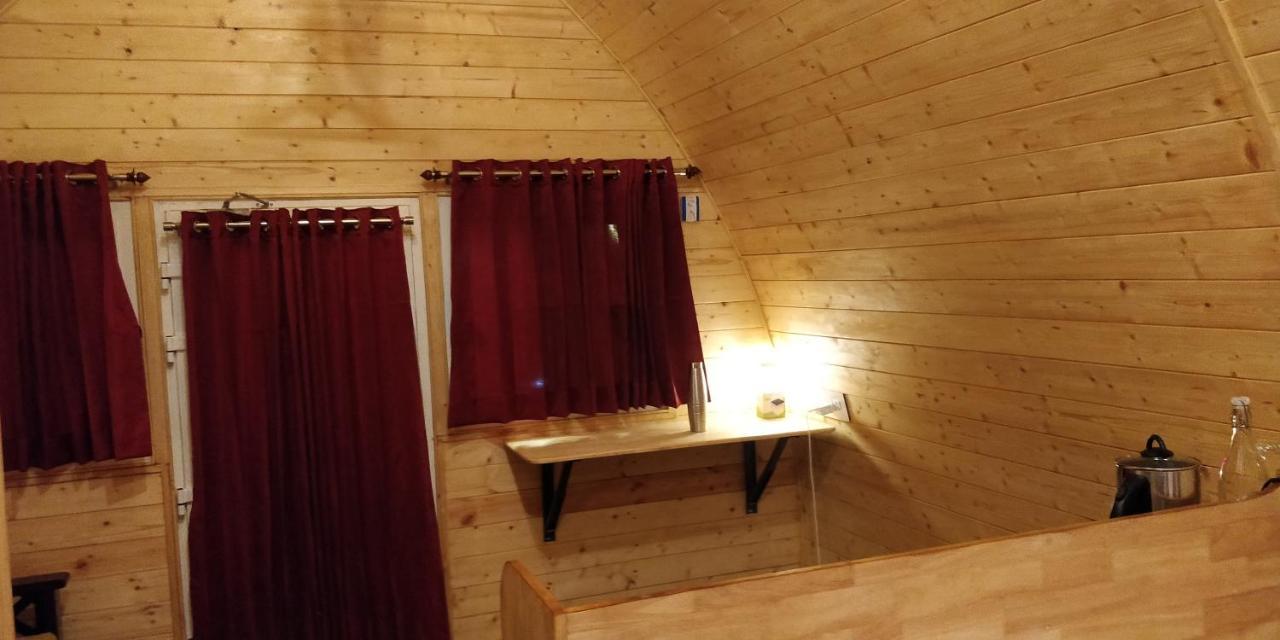 Cozy Capsules - Modern Hut Bed & Breakfast Kukkal Exterior photo