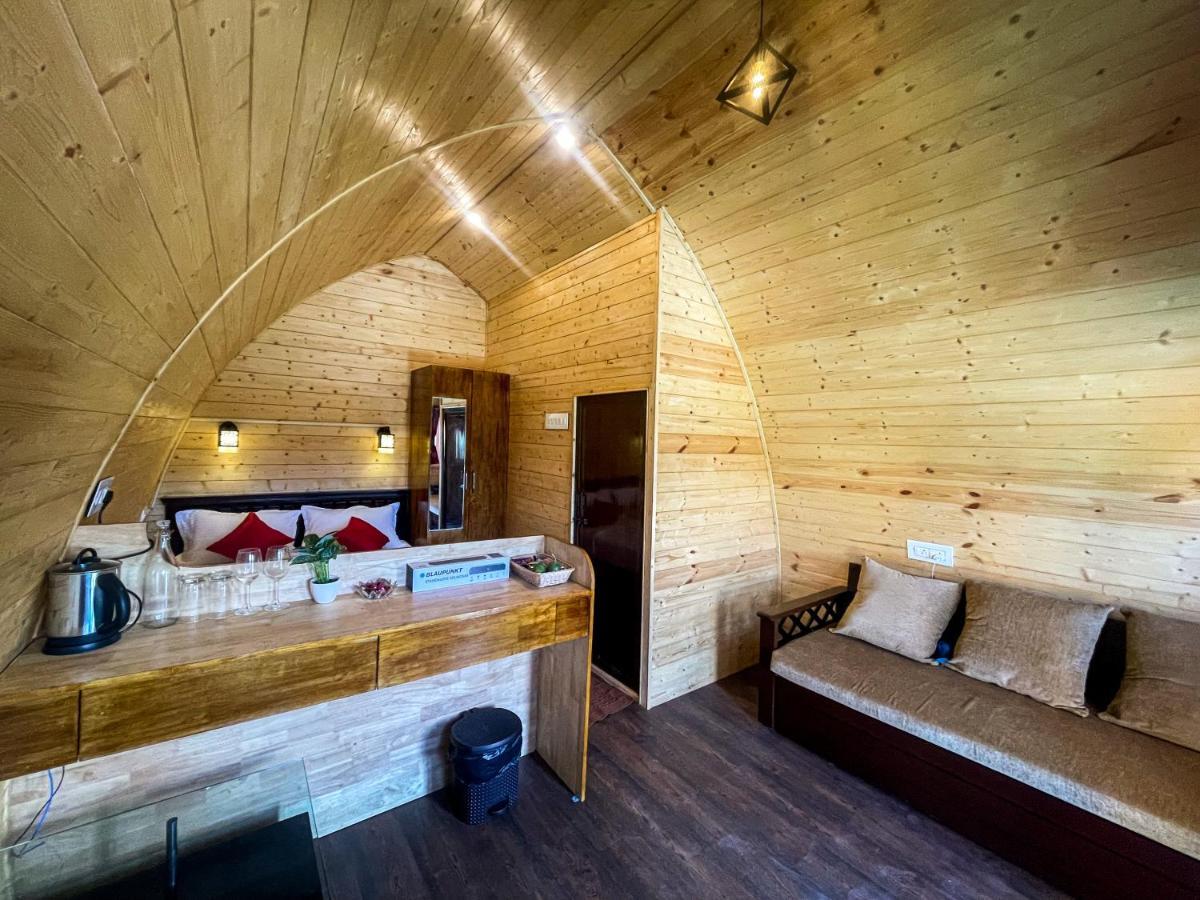 Cozy Capsules - Modern Hut Bed & Breakfast Kukkal Exterior photo